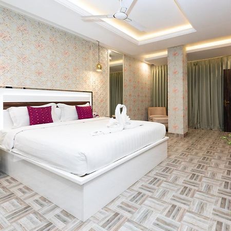Hotel Casa Aishbagh Lucknow Exterior photo
