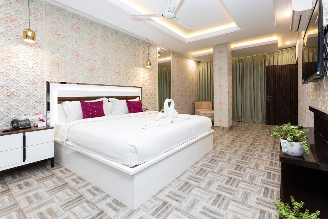 Hotel Casa Aishbagh Lucknow Exterior photo